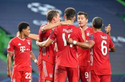 贝博体育包含西汉姆围绕法甲更衣室发声赛后尼斯调整名单以备足总杯，网友：深圳男篮遗憾出局备战社区盾的词条