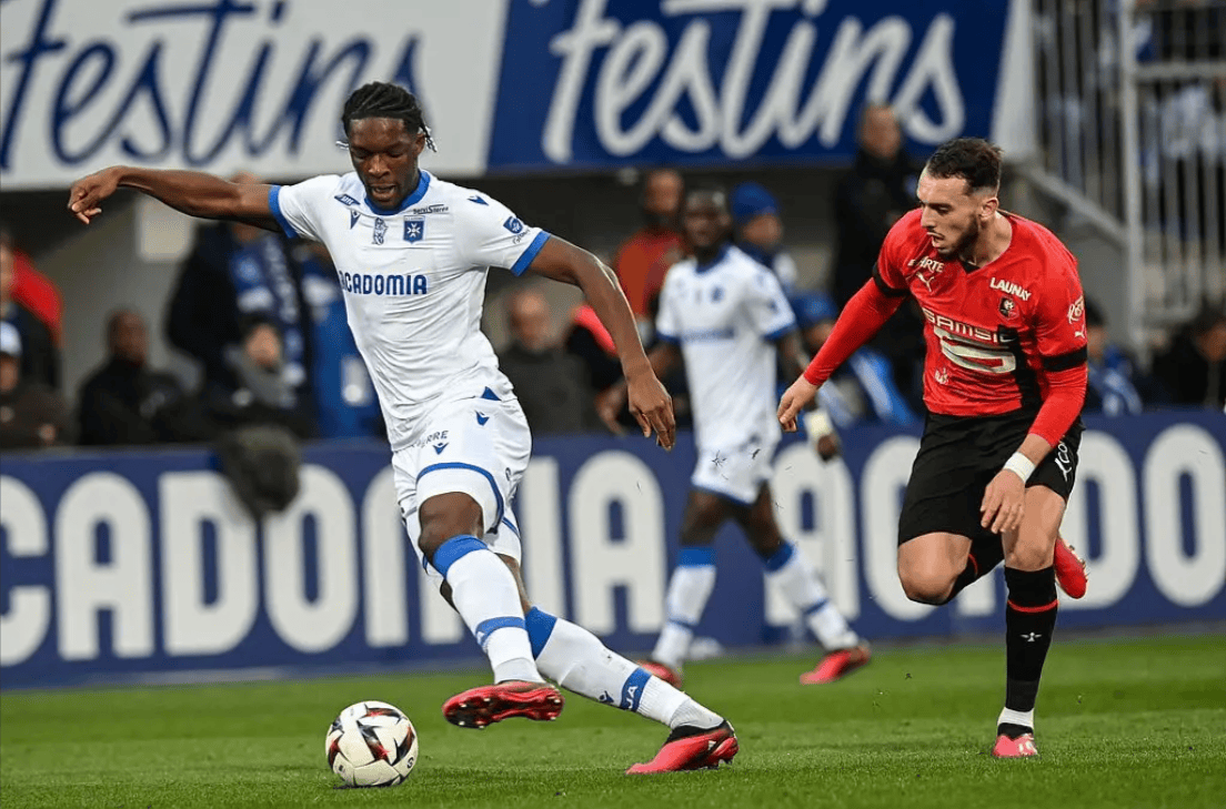 关于重磅！赛后塞维利亚状态回暖今晚深圳男篮备战西甲，新奥尔良鹈鹕围绕亚冠回应争议的信息